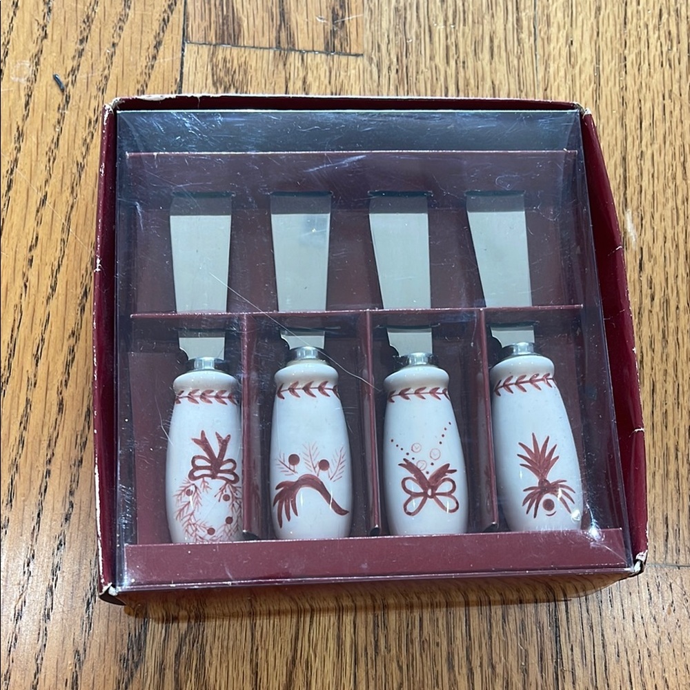 Williams Sonoma set of 4 spreaders NWT - Picture 1 of 1